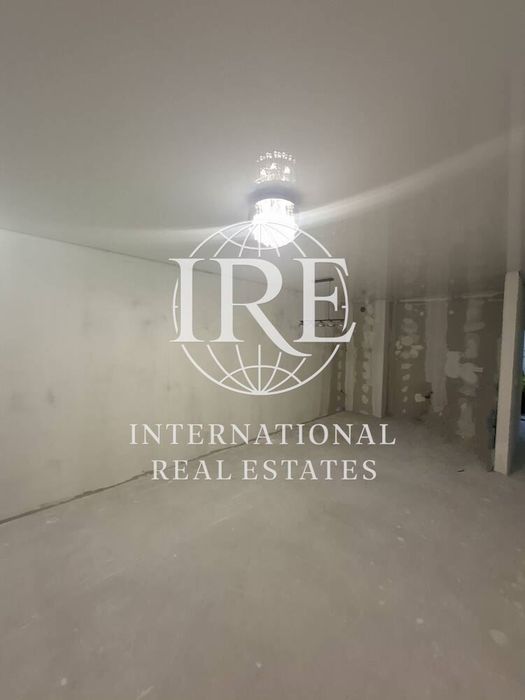 Продава се Тристаен апартамент в Варна, Трошево - 110 кв.м за 2591 €/кв.м - Снимка #1