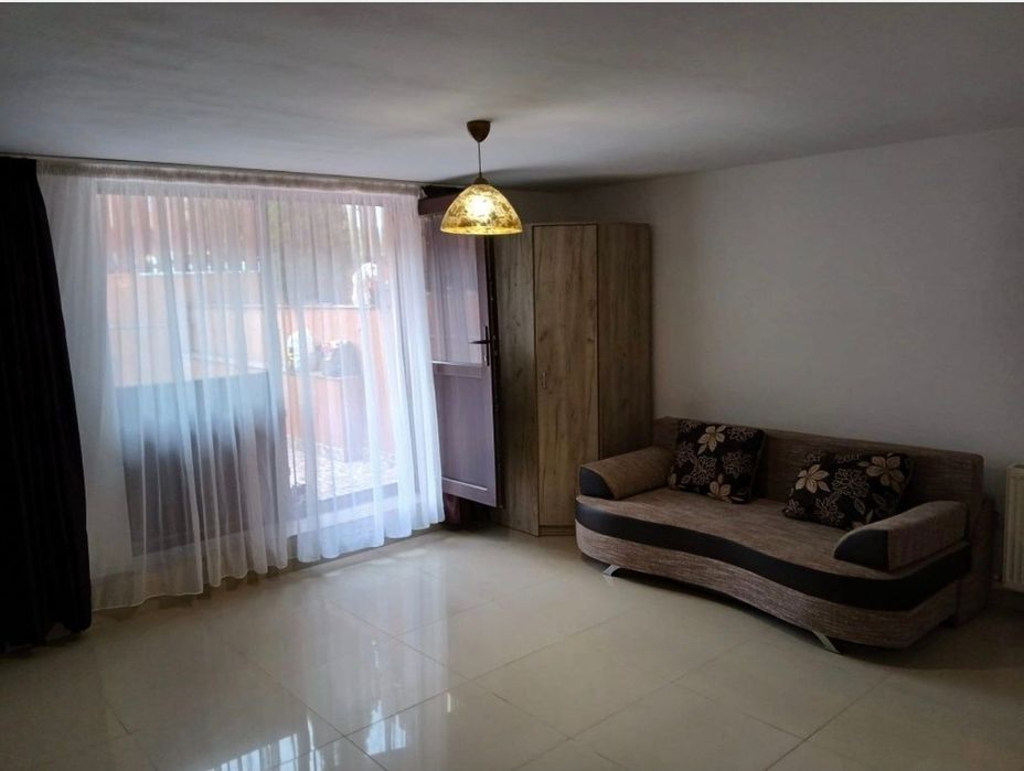 Proprietar vând Garsonieră Modernă + Ters. Prop 10mp /Coresi/Tractorul