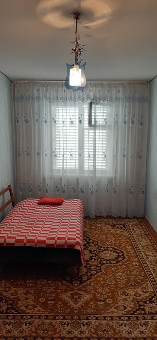 Ижарага 2 хонали квартира Наманган ш.,5 мик.,3 этаж квартира берилади.