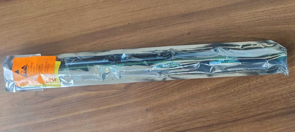 HP Backplane SAS/SATA 4-in-1 – SPS 532147-001