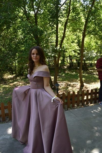 Продам вечернее платье ! Срочно!