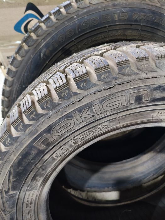 Нокиан шипованые 2шт шины
