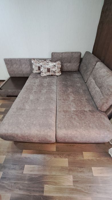 Продам угловой диван