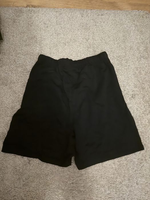 Pantaloni essentials