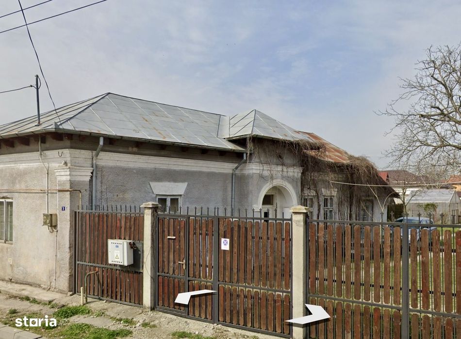 Casă de vânzare Balș – teren 650 mp, utilități, zonă centrală