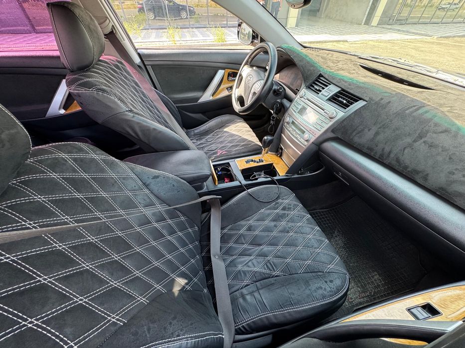 Toyota camry 40.