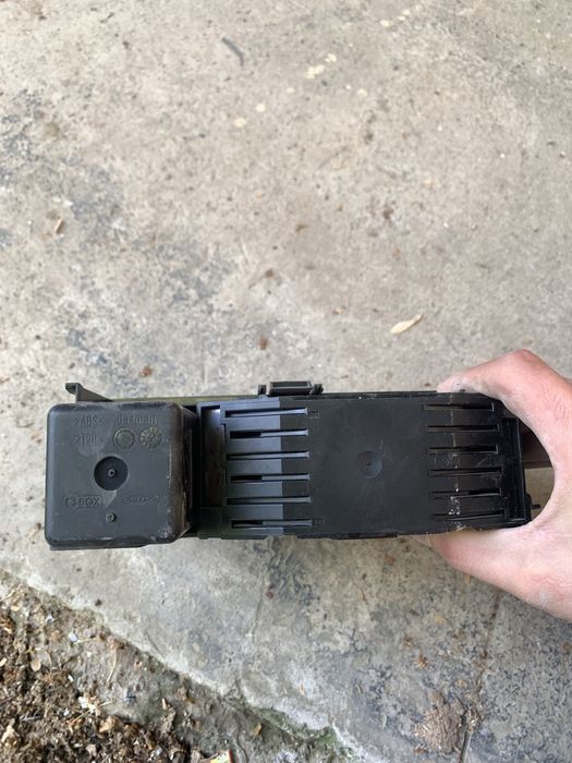 продается консоль управлений кнопками мерседес w210