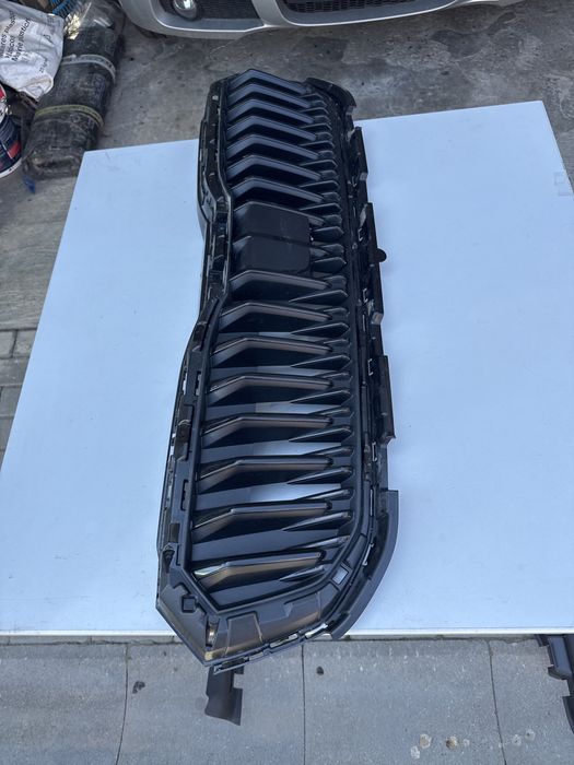 Grilă centrală Skoda Scala 2019-2023  657853653b