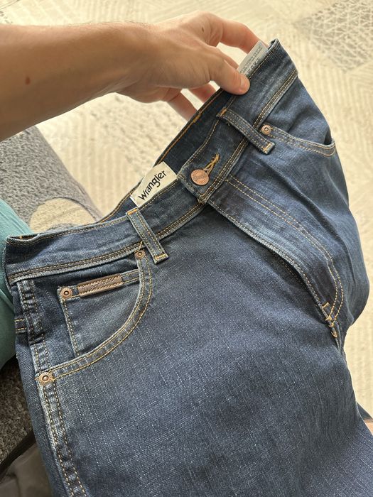 джинсы wrangler.