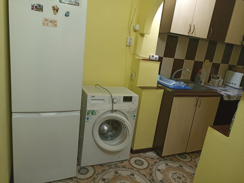 Vând garsonieră Slatina str Văilor