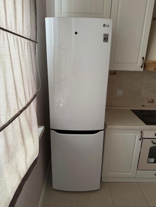 Холодильник  стиралка LG