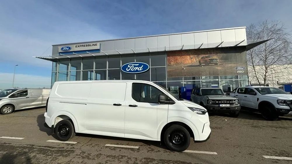 Ford CUSTOM VAN New Ford Custom Van - livrare IMEDIATA!
