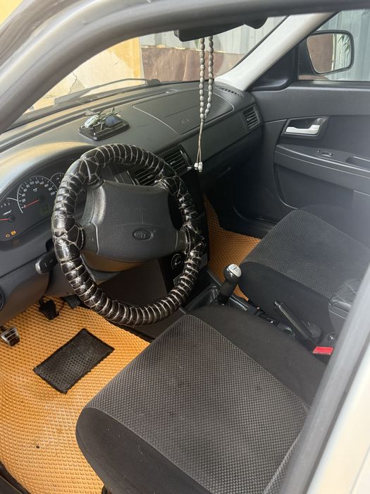 Lada priora 2171