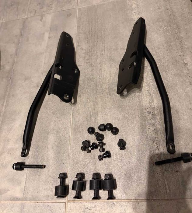 Topbox Givi V46 Monokey + rear rack Honda Transalp xl750