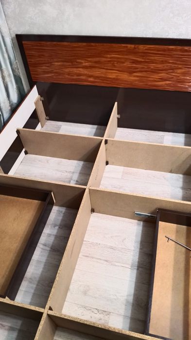 Продам 2-х спальную кровать