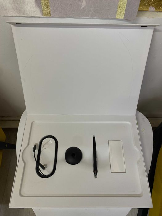 Графический планшет Wacom Intuos Pro L 2 (PTH-860)