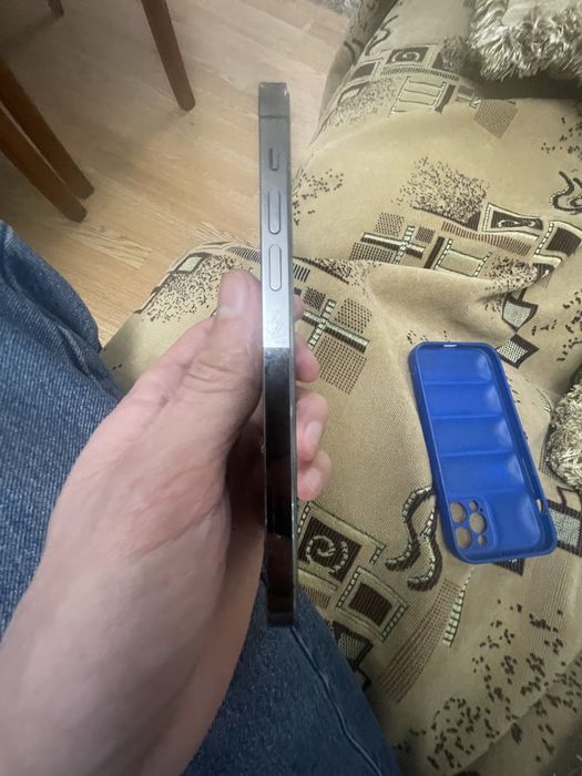 Продам iphone 12 pro 128gb