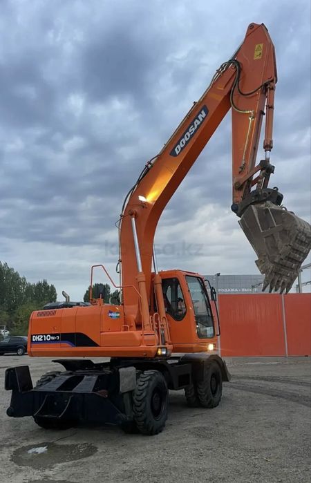 Услуги экскаватора, опытный оператор