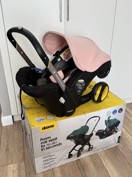 Автокресло doona +