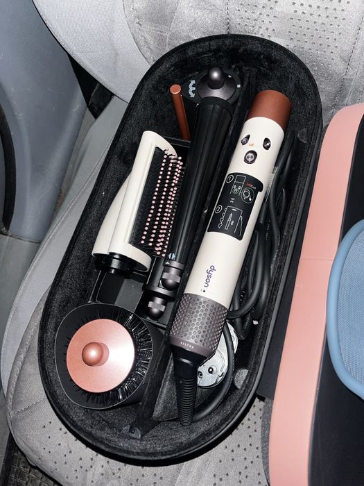 Dyson и airpods max