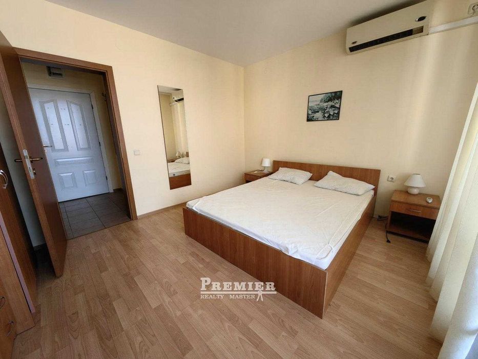 Продава се Двустаен апартамент в Бургас, Акациите - 70 кв.м за 492 €/кв.м - Снимка #2