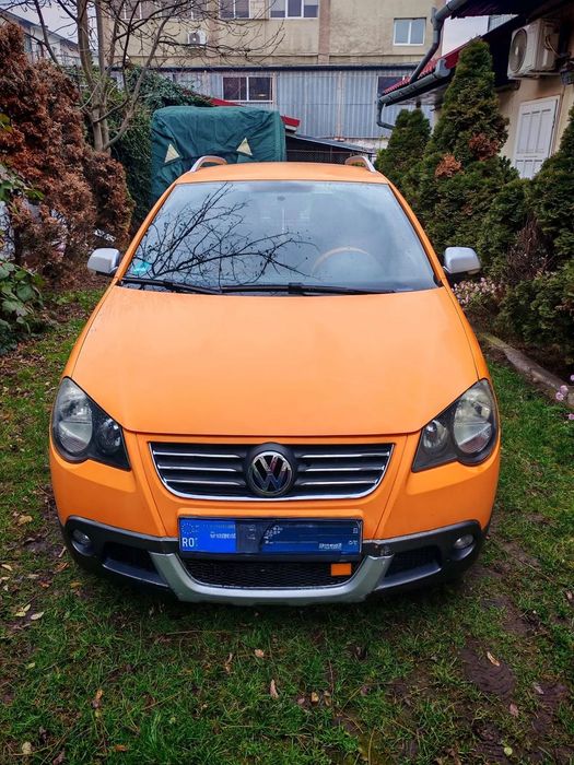 Volkswagen Polo Mașina a făcut cca 7000 km / an , schimburi la zi istoric service