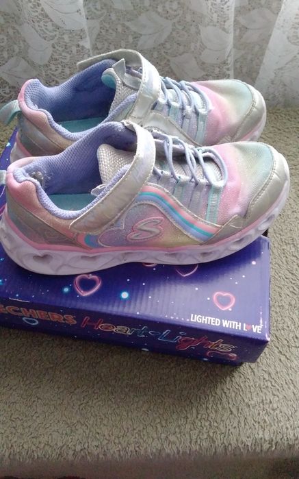 маратонки и  обувки