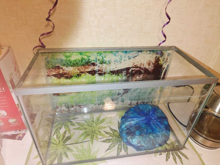 Продам  аквариум