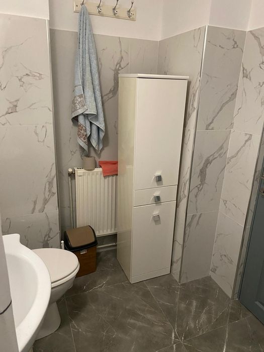 Inchiriez garsoniera decomandata