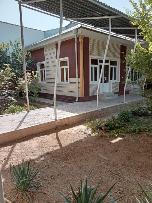 Срочна сотилади Участка,ховли,коттедж