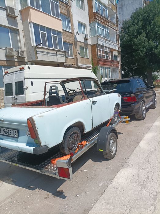 Трабанти на части