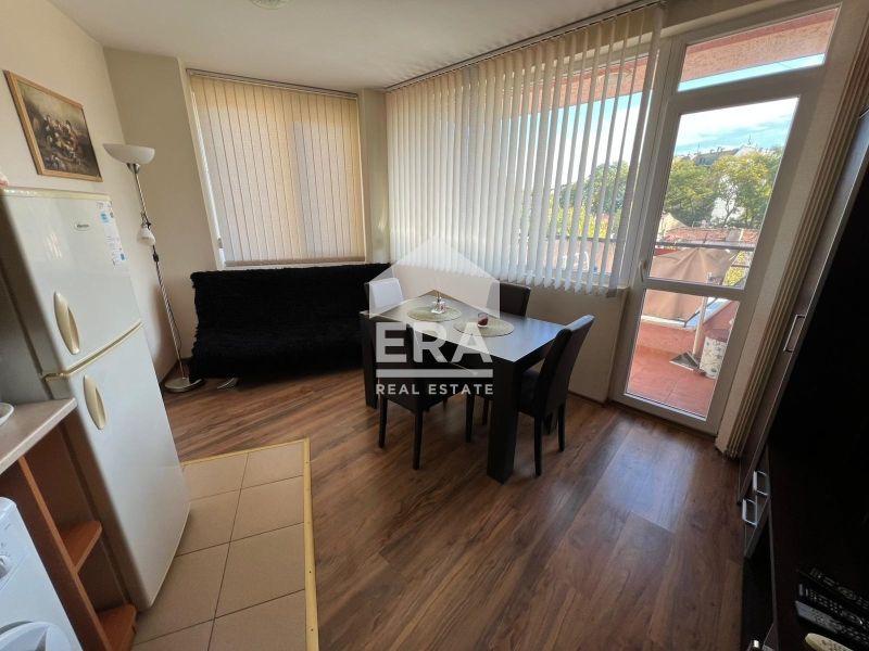 Продава се Двустаен апартамент в Варна, Колхозен пазар - 54 кв.м за 2556 €/кв.м - Снимка #1