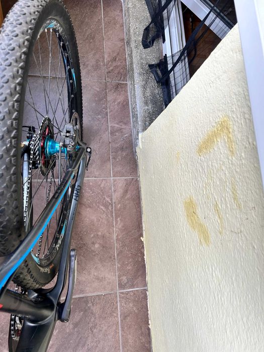 Bicicleta Cube Reaction Carbon 29
