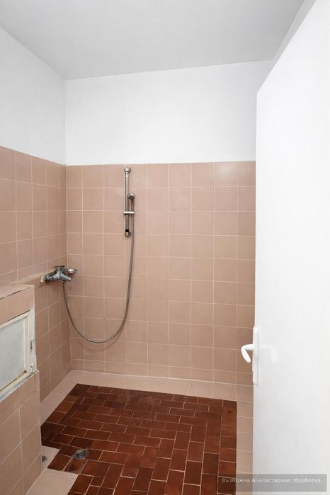Тристаен апартамент под наем в кв. Кючук Париж