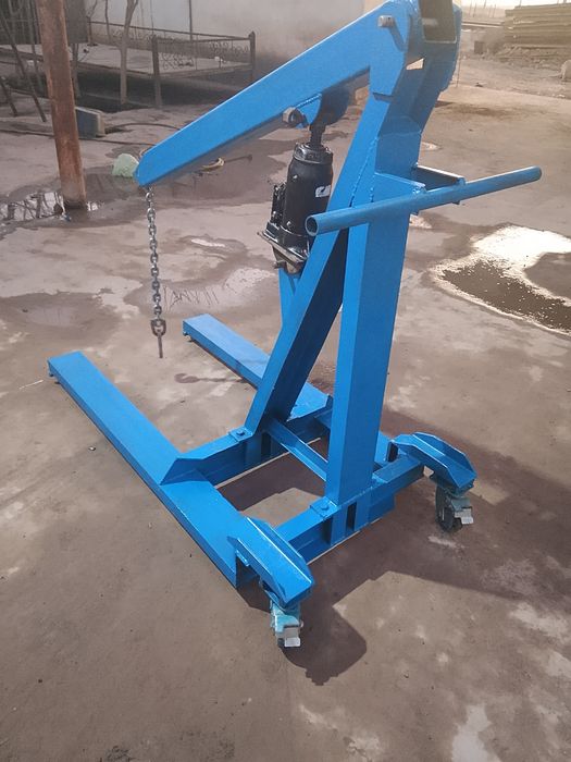 Кран гуся 14 лик швеллердан ясалган  2 тонна кутаради