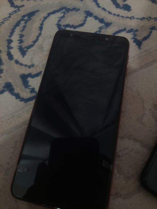 Продам 2 Samsung A7 2018