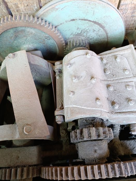 Продам сено дробилку