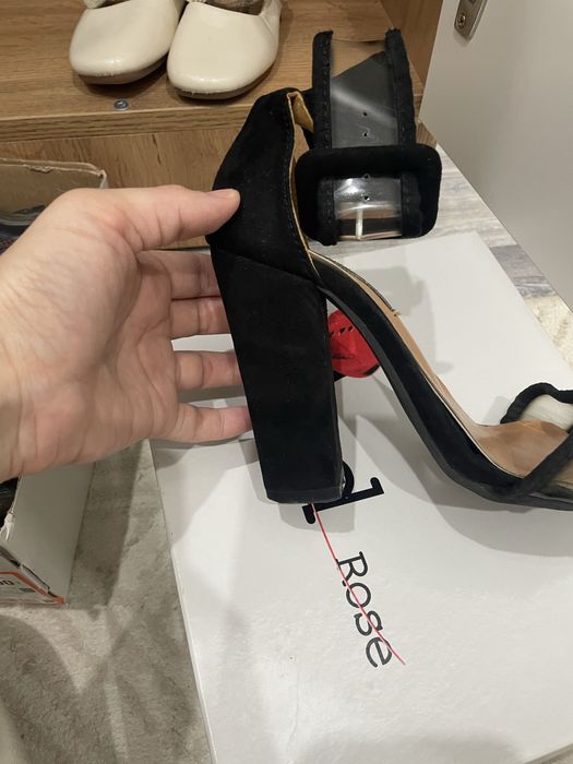 Босоножки 34размера