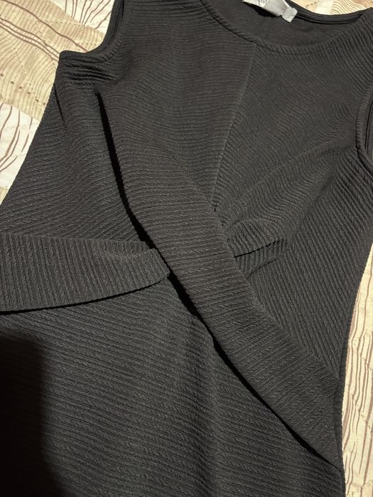 Черна рокля с ефект