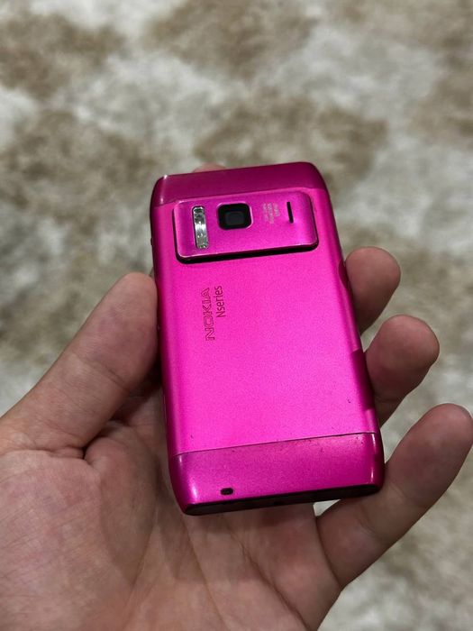 Nokia N8 розовый антиквар