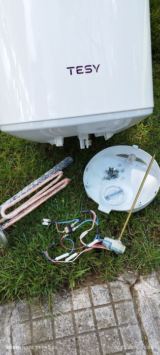 Вертикален бойлер TESY 100 л.