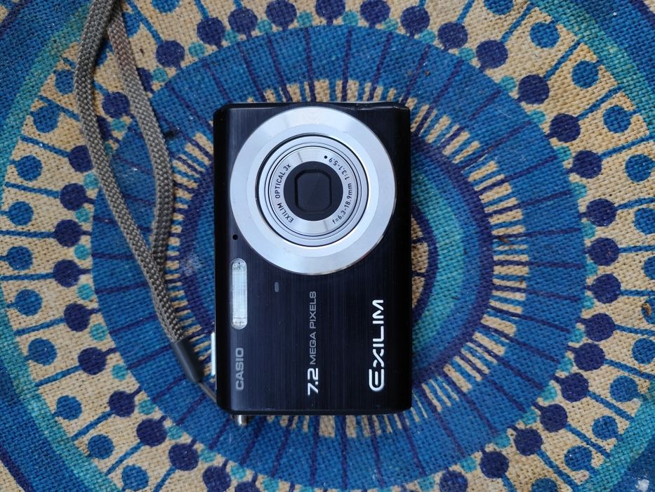Casio Exilim EX-Z11 - Дигитален фотоапарат