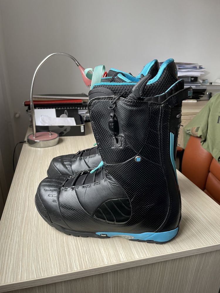 Boots snowboard nr 42 burton imprint 4 Cluj Napoca OLX.ro