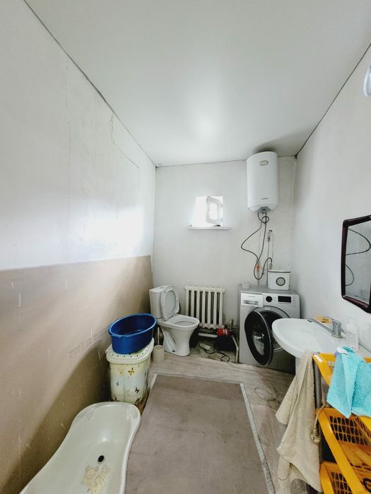 Продается 3 комнатный дом в районе Бобровка!