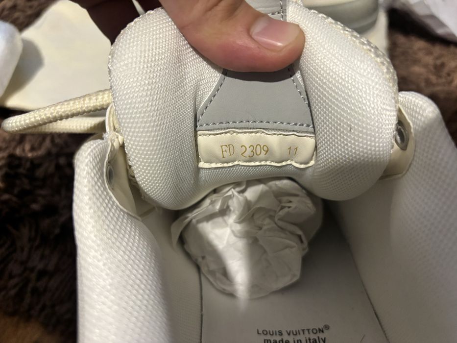 Adidasi louis vuitton