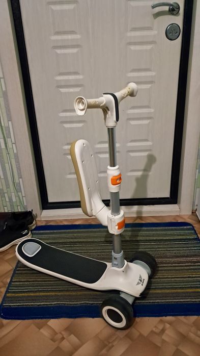 Продам самокат .