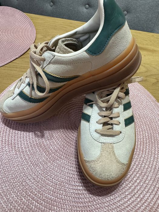 Дамски кецове adidas