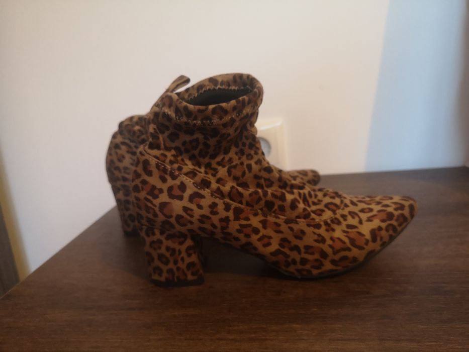 Botine animal print mar. 37