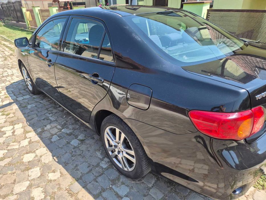 Vand Toyota Corolla, diesel 2 l, an 2007