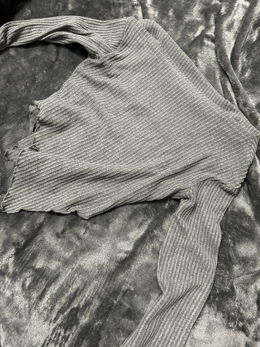 Чисто нов комплект с широки крачоли от рипс, размер M